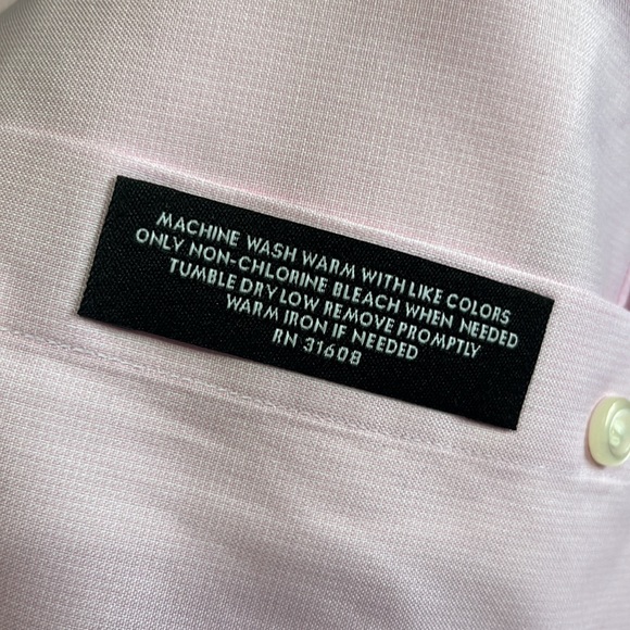 (403)NWOT Mens long sleeve dress shirt by Jos A Bank. Size 16-35. Light Pink - Picture 8 of 8